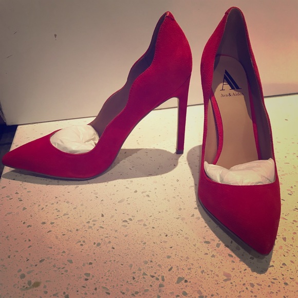 Ava & Aiden Shoes - Ava & Aiden Red Suede Pumps